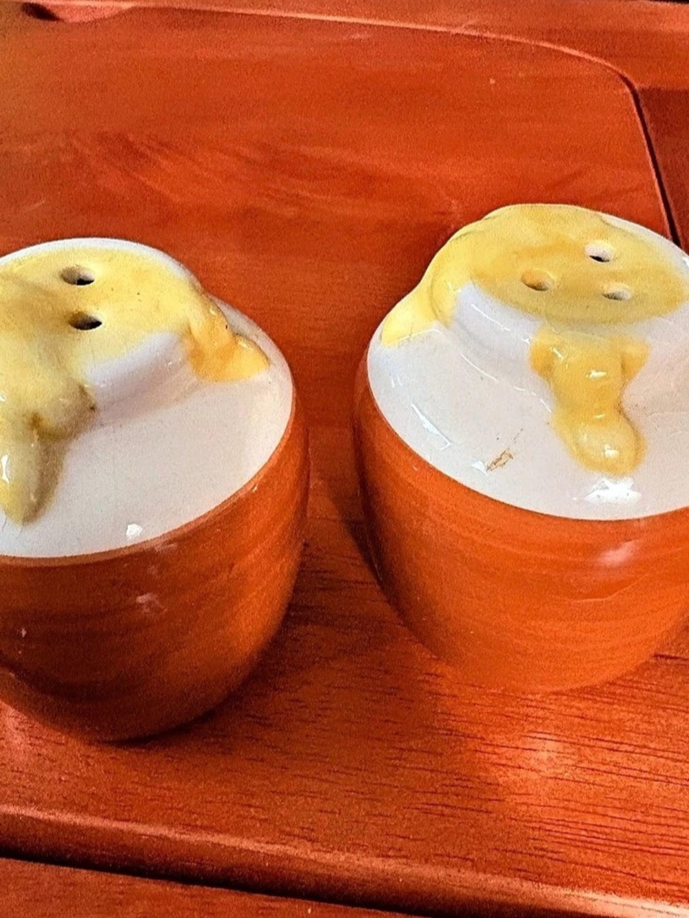Ceramic honeypot